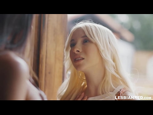 ❤️ La noia torna a casa uns mesos després i s'acaba menjant el cony de la seva madrastra ❤️❌ Vídeo sexual a nosaltres ca.fashiontee.top ❤
